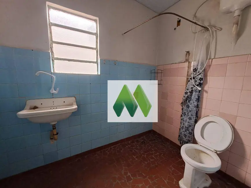 Foto 7 de Casa com 2 quartos à venda, 378m2 em Vila Carmelo, Botucatu - SP