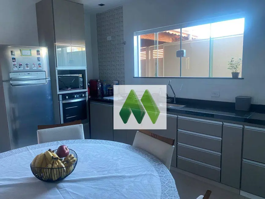 Casa com 3 quartos à venda, 137m2 em Jardim Flamboyant, Botucatu - SP - imagem 7 Foto 7 de Casa com 3 quartos à venda, 137m2 em Jardim Flamboyant, Botucatu - SP