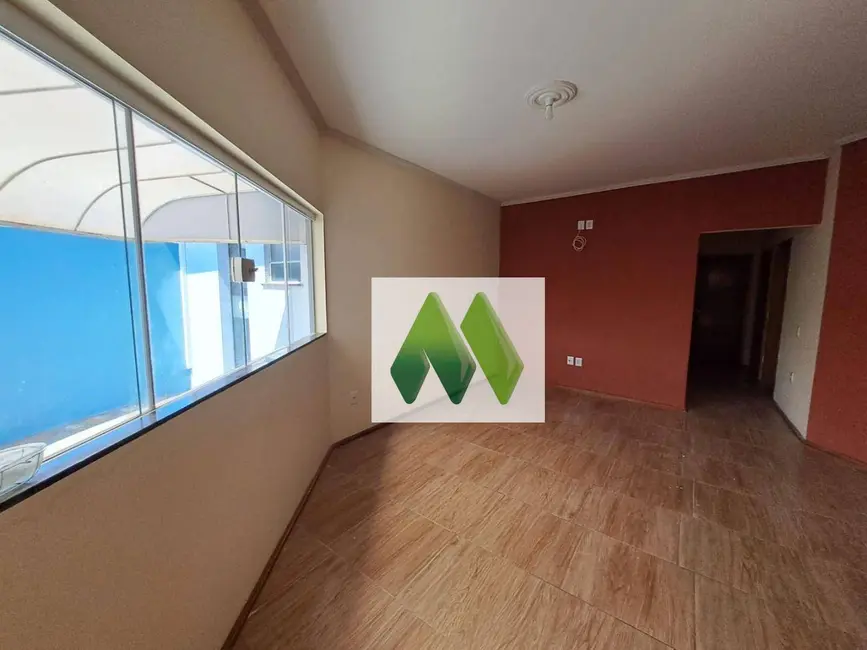 Casa com 2 quartos à venda, 171m2 em Jardim Itamarati, Botucatu - SP - imagem 5 Foto 5 de Casa com 2 quartos à venda, 171m2 em Jardim Itamarati, Botucatu - SP