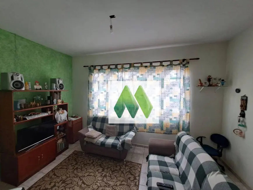 Foto 4 de Casa com 3 quartos à venda, 200m2 em Conjunto Habitacional Humberto Popolo, Botucatu - SP