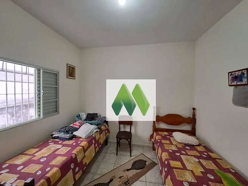 Foto 9 de Casa com 3 quartos à venda, 200m2 em Conjunto Habitacional Humberto Popolo, Botucatu - SP