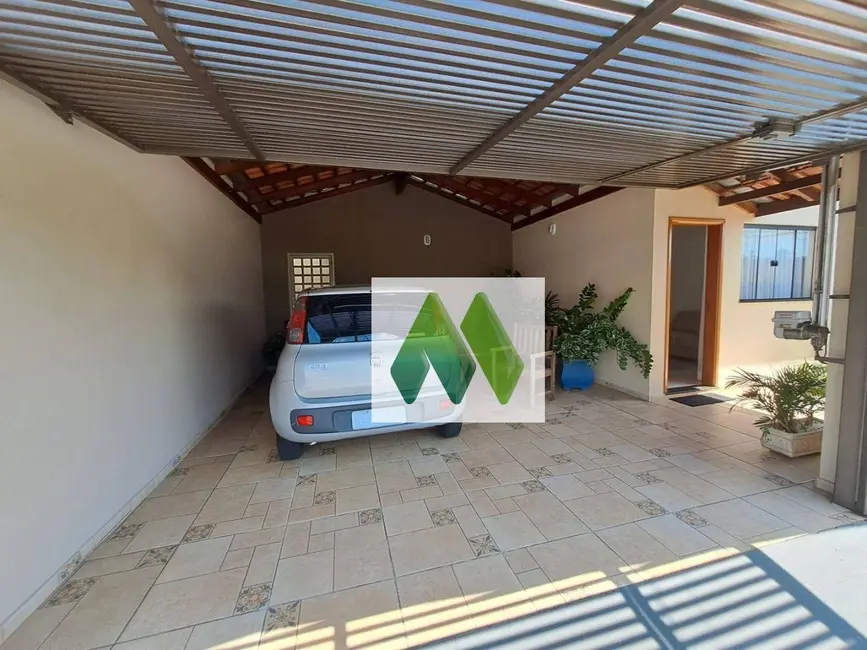 Foto 4 de Casa com 3 quartos à venda, 151m2 em Jardim Panorama, Botucatu - SP