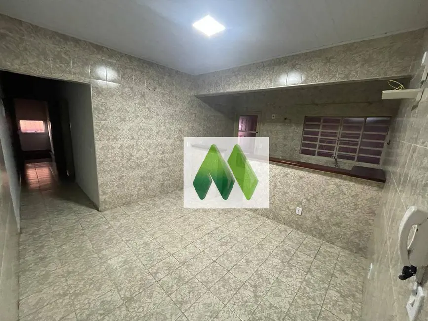 Foto 2 de Casa com 3 quartos à venda em Conjunto Habitacional Humberto Popolo, Botucatu - SP