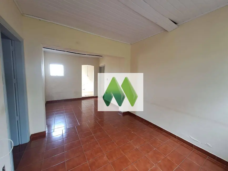Foto 3 de Casa com 3 quartos à venda, 521m2 em Vila Maria, Botucatu - SP