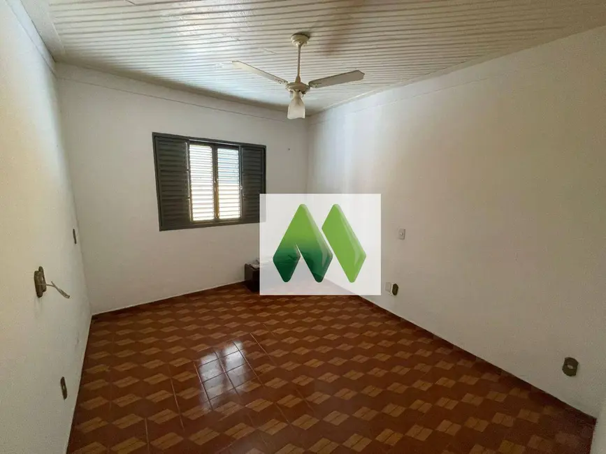 Foto 8 de Casa com 3 quartos à venda, 207m2 em Centro, Botucatu - SP