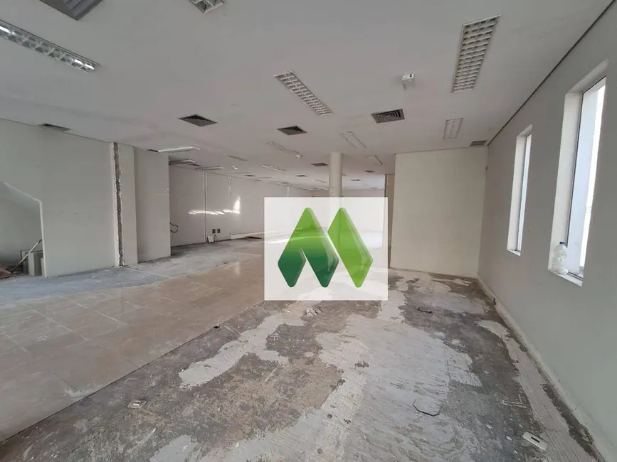 Sala Comercial à venda, 332m2 em Vila dos Lavradores, Botucatu - SP - imagem 4 Foto 4 de Sala Comercial à venda, 332m2 em Vila dos Lavradores, Botucatu - SP