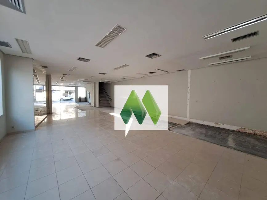 Sala Comercial à venda, 332m2 em Vila dos Lavradores, Botucatu - SP - imagem 5 Foto 5 de Sala Comercial à venda, 332m2 em Vila dos Lavradores, Botucatu - SP