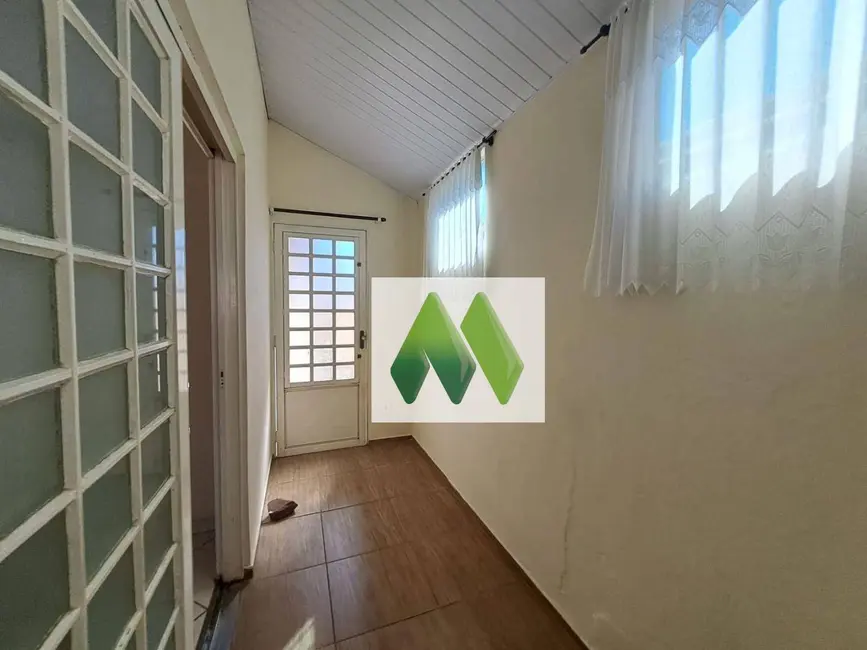 Casa com 3 quartos à venda, 280m2 em Jardim Flamboyant, Botucatu - SP - imagem 7 Foto 7 de Casa com 3 quartos à venda, 280m2 em Jardim Flamboyant, Botucatu - SP