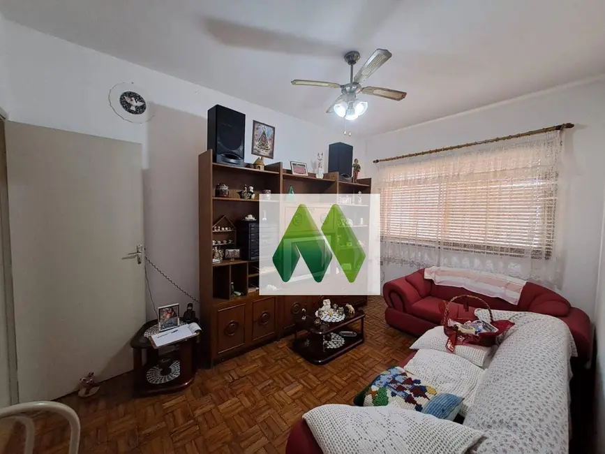 Foto 6 de Casa com 2 quartos à venda, 156m2 em Vila Casa Branca, Botucatu - SP