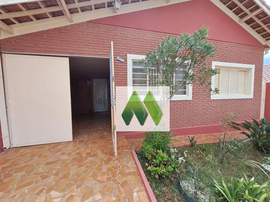 Foto 2 de Casa com 2 quartos à venda, 156m2 em Vila Casa Branca, Botucatu - SP