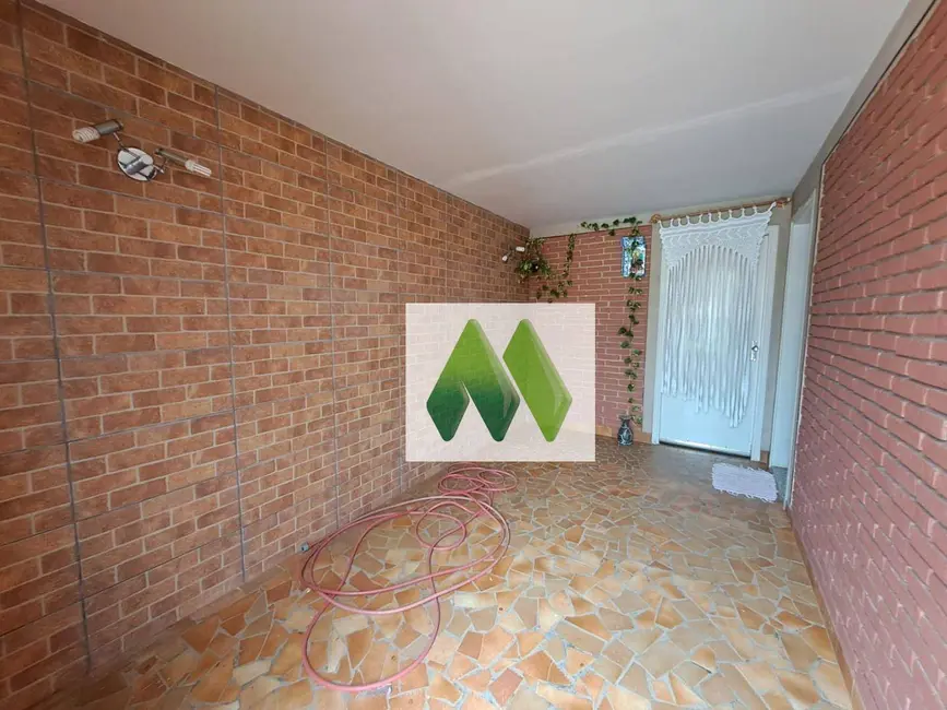 Foto 5 de Casa com 2 quartos à venda, 156m2 em Vila Casa Branca, Botucatu - SP