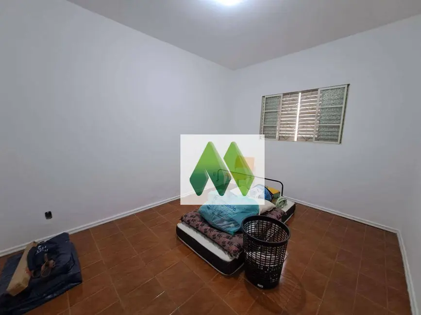 Casa com 3 quartos à venda, 271m2 em Vila Pinheiro Machado, Botucatu - SP - imagem 7 Foto 7 de Casa com 3 quartos à venda, 271m2 em Vila Pinheiro Machado, Botucatu - SP