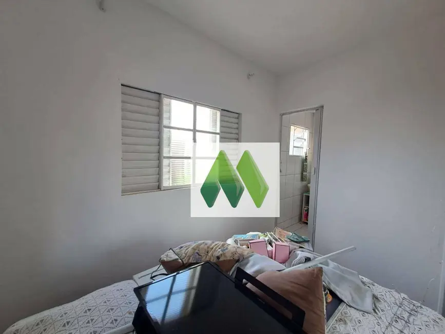 Casa com 3 quartos à venda, 271m2 em Vila Pinheiro Machado, Botucatu - SP - imagem 5 Foto 5 de Casa com 3 quartos à venda, 271m2 em Vila Pinheiro Machado, Botucatu - SP