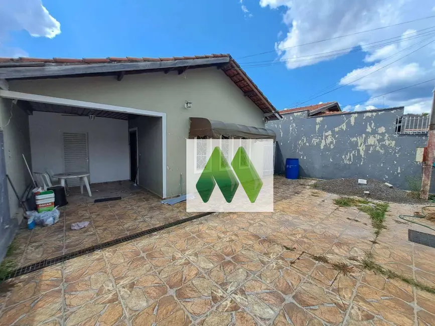 Casa com 3 quartos à venda, 271m2 em Vila Pinheiro Machado, Botucatu - SP - imagem 3 Foto 3 de Casa com 3 quartos à venda, 271m2 em Vila Pinheiro Machado, Botucatu - SP