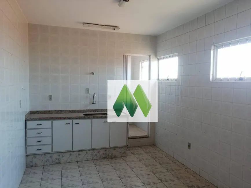 Foto 6 de Sobrado para alugar em Vila Carmelo, Botucatu - SP