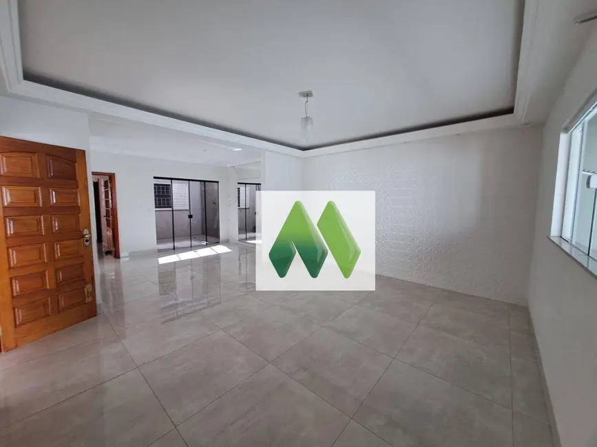 Casa com 3 quartos à venda, 308m2 em Jardim Flamboyant, Botucatu - SP - imagem 6 Foto 6 de Casa com 3 quartos à venda, 308m2 em Jardim Flamboyant, Botucatu - SP