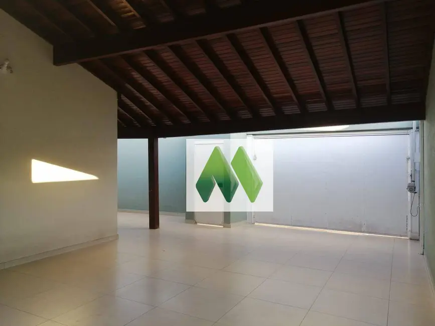 Casa com 3 quartos à venda, 308m2 em Jardim Flamboyant, Botucatu - SP - imagem 3 Foto 3 de Casa com 3 quartos à venda, 308m2 em Jardim Flamboyant, Botucatu - SP