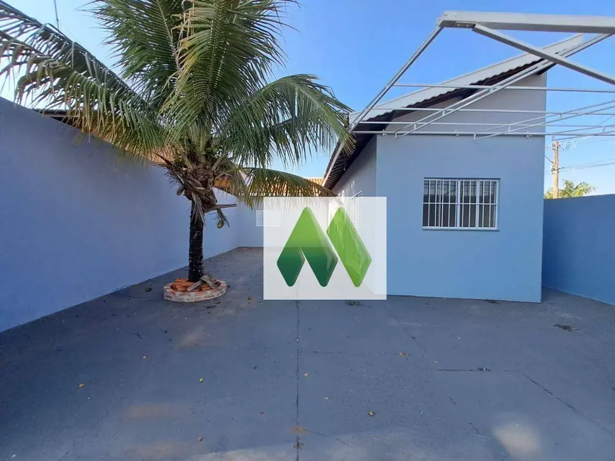 Casa com 2 quartos à venda, 300m2 em Jardim América (Rubião Junior), Botucatu - SP - imagem 7 Foto 7 de Casa com 2 quartos à venda, 300m2 em Jardim América (Rubião Junior), Botucatu - SP