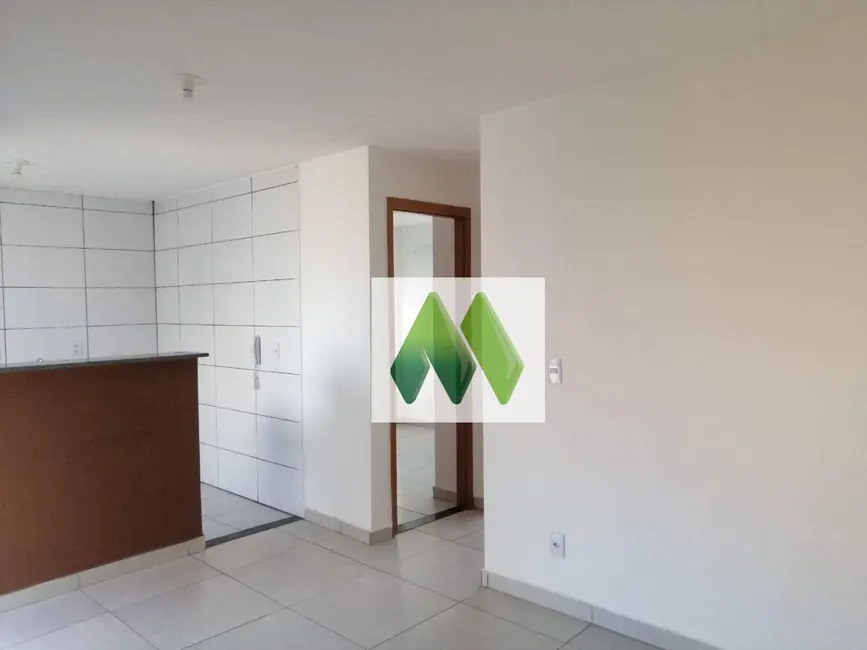Foto 2 de Apartamento com 2 quartos para alugar em Vila Paulista, Botucatu - SP