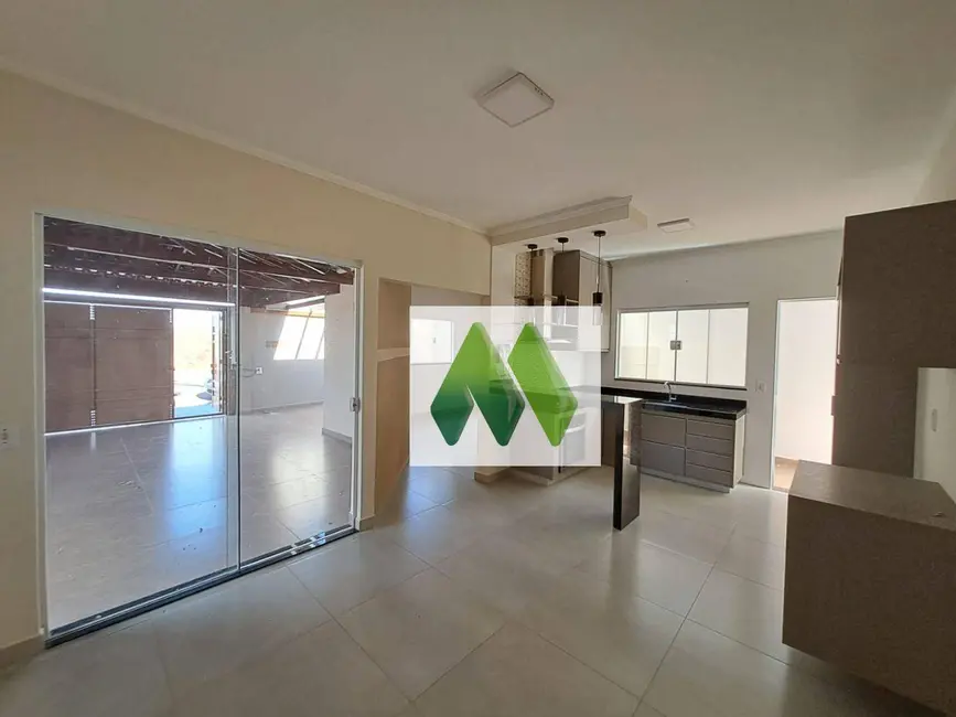 Foto 7 de Casa com 3 quartos à venda em Jardim Itamarati, Botucatu - SP