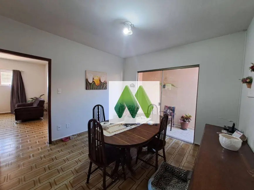 Casa com 3 quartos à venda, 250m2 em Jardim Paraíso, Botucatu - SP - imagem 7 Foto 7 de Casa com 3 quartos à venda, 250m2 em Jardim Paraíso, Botucatu - SP