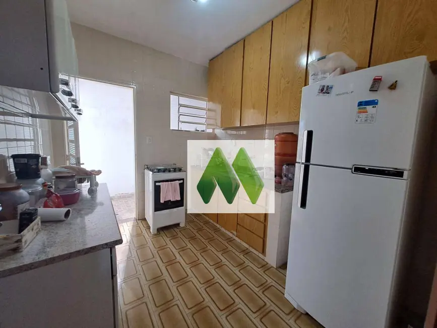 Casa com 3 quartos à venda, 250m2 em Jardim Paraíso, Botucatu - SP - imagem 8 Foto 8 de Casa com 3 quartos à venda, 250m2 em Jardim Paraíso, Botucatu - SP