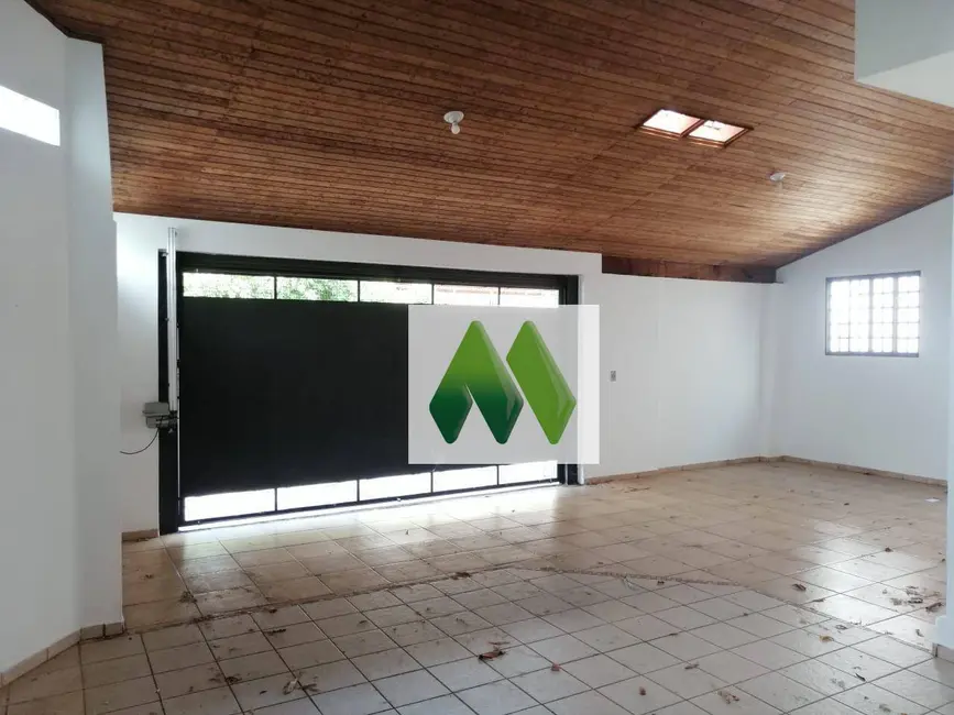 Foto 2 de Casa à venda e para alugar, 450m2 em Centro, Botucatu - SP