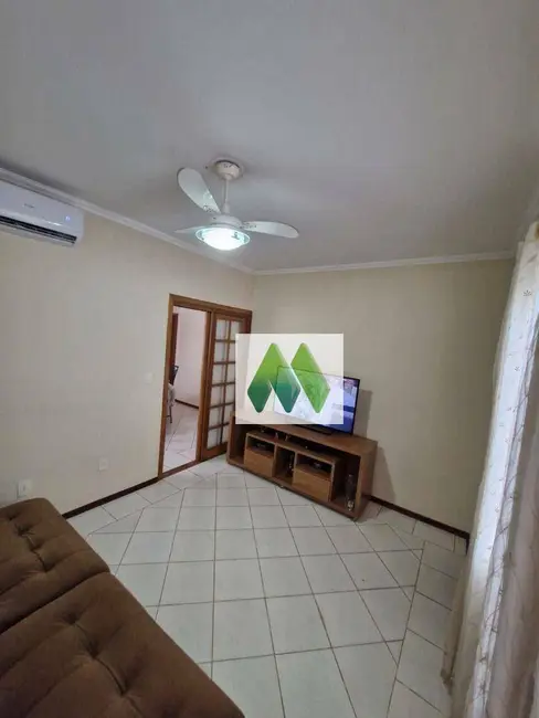 Foto 5 de Casa com 2 quartos à venda, 250m2 em Jardim Chácara dos Pinheiros, Botucatu - SP