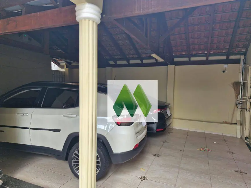 Foto 3 de Casa com 2 quartos à venda, 250m2 em Jardim Chácara dos Pinheiros, Botucatu - SP