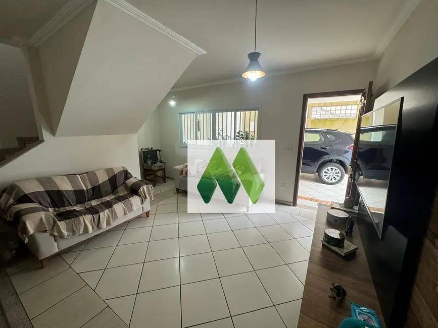 Foto 3 de Sobrado com 3 quartos à venda, 256m2 em Vila Santa Luzia, Botucatu - SP