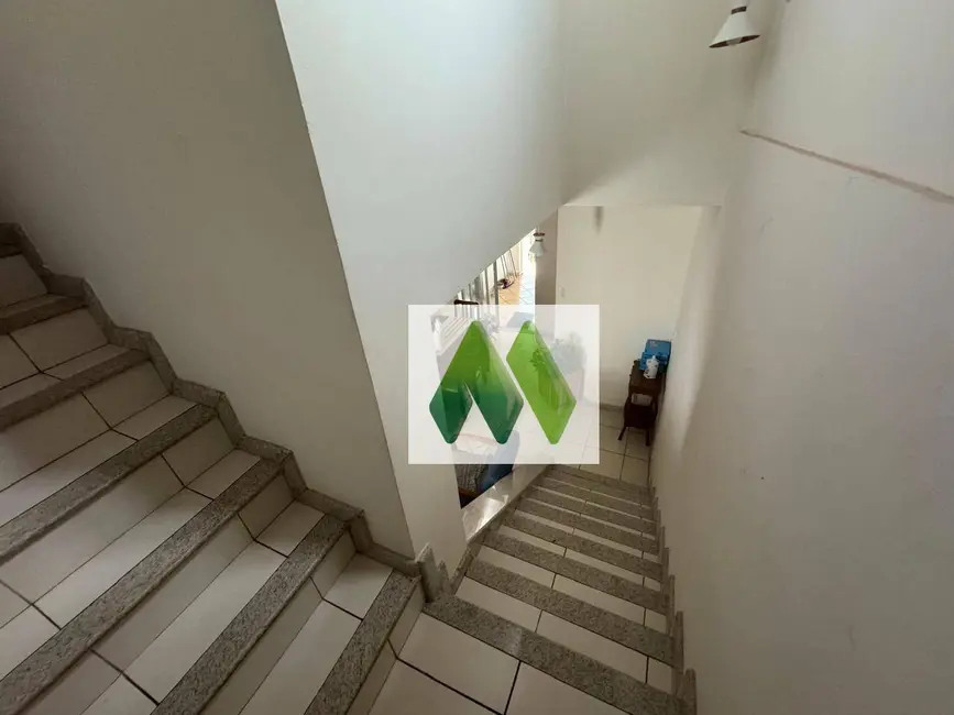 Foto 7 de Sobrado com 3 quartos à venda, 256m2 em Vila Santa Luzia, Botucatu - SP