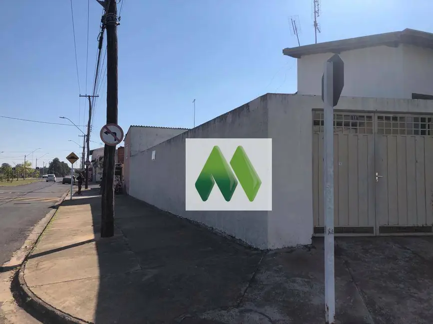 Foto 2 de Casa com 3 quartos à venda, 200m2 em Conjunto Habitacional Humberto Popolo, Botucatu - SP