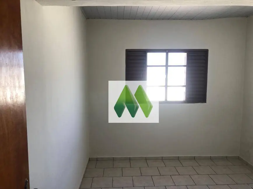 Foto 6 de Casa com 3 quartos à venda, 200m2 em Conjunto Habitacional Humberto Popolo, Botucatu - SP