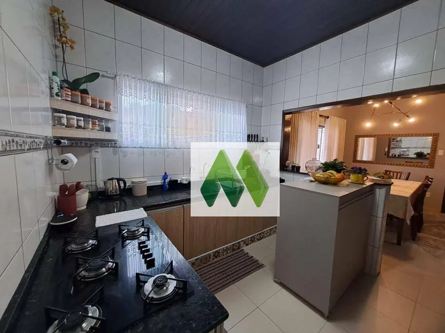 Foto 7 de Casa com 3 quartos à venda, 360m2 em Vila Maria, Botucatu - SP