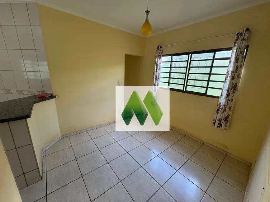 Foto 7 de Casa com 3 quartos à venda, 250m2 em Jardim Continental, Botucatu - SP