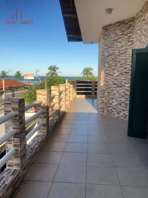 Foto 2 de Casa com 4 quartos à venda, 200m2 em Mongagua - SP