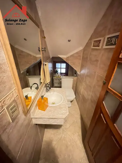 Foto 3 de Casa com 4 quartos à venda, 205m2 em Chácara Nossa Senhora do Bom Conselho, São Paulo - SP