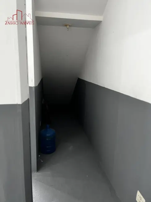 Foto 3 de Sala Comercial para alugar, 200m2 em Jardim São Judas Tadeu, Taboao Da Serra - SP