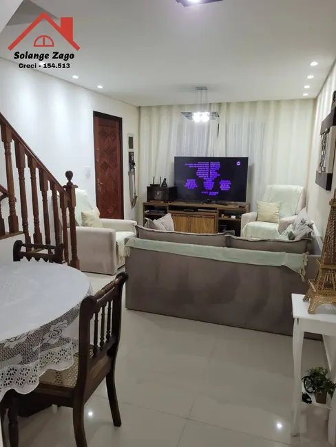 Foto 2 de Casa com 2 quartos à venda, 200m2 em Jardim Iracema, São Paulo - SP