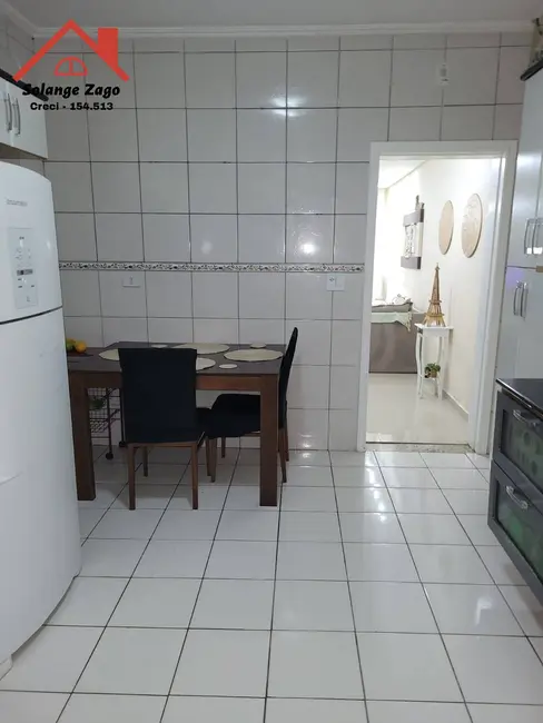 Foto 5 de Casa com 2 quartos à venda, 200m2 em Jardim Iracema, São Paulo - SP