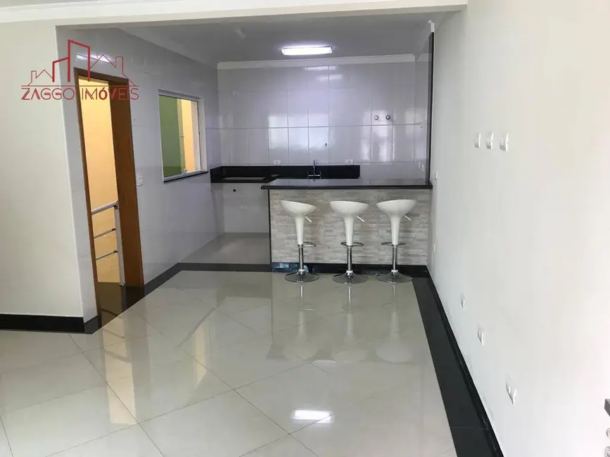 Foto 2 de Casa com 2 quartos à venda, 110m2 em Jardim Lallo, São Paulo - SP