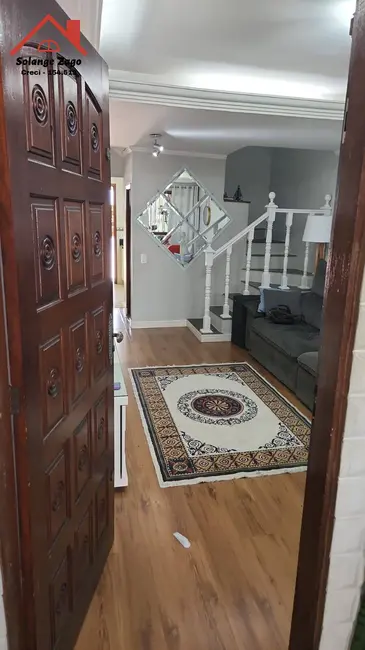 Foto 3 de Casa com 2 quartos à venda, 220m2 em Jardim Oliveiras, Taboao Da Serra - SP