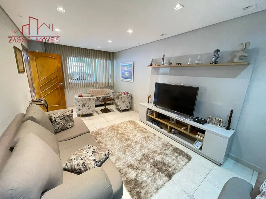 Casa com 3 quartos à venda, 162m2 em Jardim Ana Maria, São Paulo - SP - imagem 1 Foto 1 de Casa com 3 quartos à venda, 162m2 em Jardim Ana Maria, São Paulo - SP