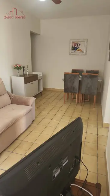 Foto 3 de Apartamento com 2 quartos à venda, 58m2 em Jardim Las Palmas, Guaruja - SP