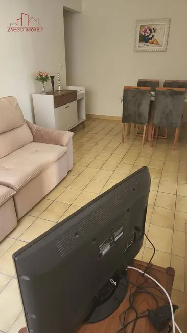Foto 7 de Apartamento com 2 quartos à venda, 58m2 em Jardim Las Palmas, Guaruja - SP