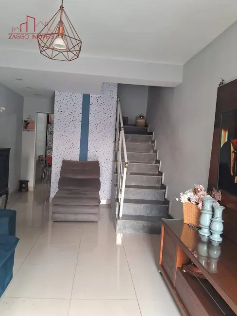 Foto 1 de Sobrado com 2 quartos à venda e para alugar, 120m2 em Jardim Maracá, São Paulo - SP