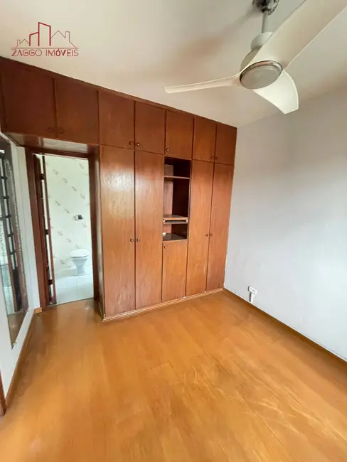 Foto 9 de Casa com 3 quartos à venda, 250m2 em Vila Pirajussara, São Paulo - SP