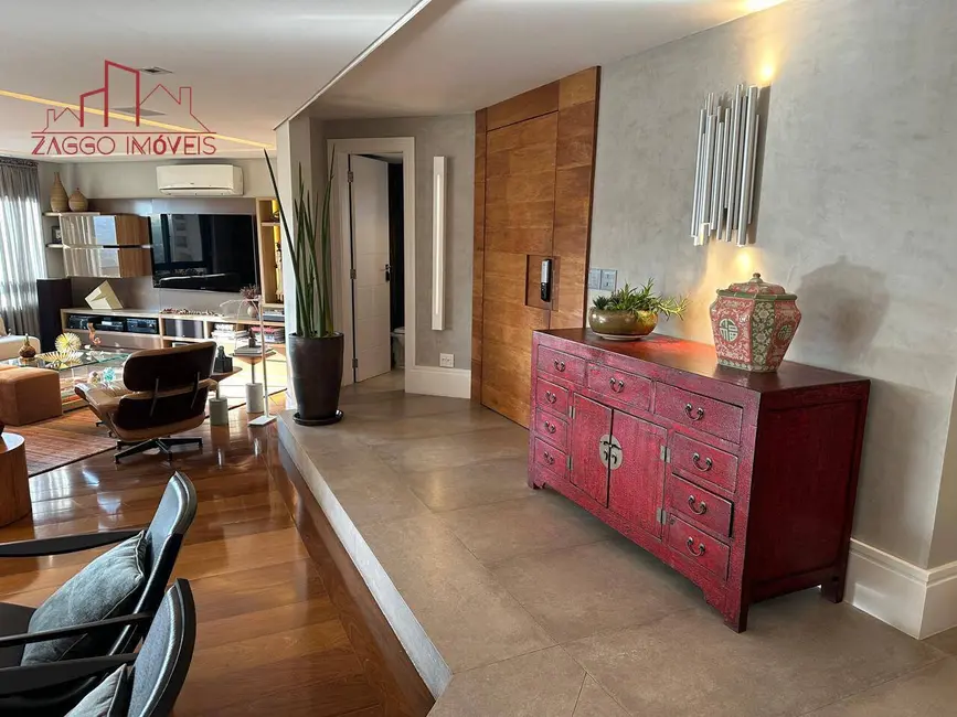 Apartamento com 4 quartos à venda, 280m2 em Vila Madalena, São Paulo - SP - imagem 3 Foto 3 de Apartamento com 4 quartos à venda, 280m2 em Vila Madalena, São Paulo - SP