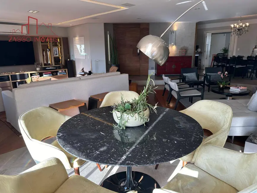 Apartamento com 4 quartos à venda, 280m2 em Vila Madalena, São Paulo - SP - imagem 5 Foto 5 de Apartamento com 4 quartos à venda, 280m2 em Vila Madalena, São Paulo - SP