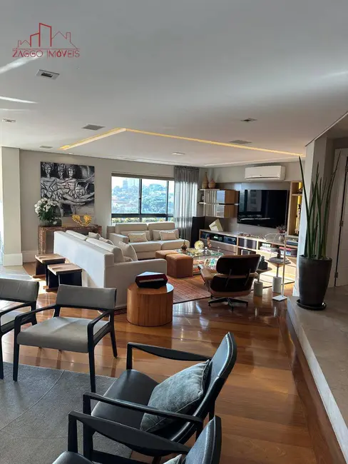 Apartamento com 4 quartos à venda, 280m2 em Vila Madalena, São Paulo - SP - imagem 2 Foto 2 de Apartamento com 4 quartos à venda, 280m2 em Vila Madalena, São Paulo - SP